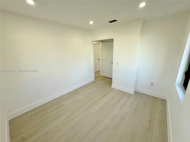 2501 NW 151st St, Miami Gardens, FL 33054