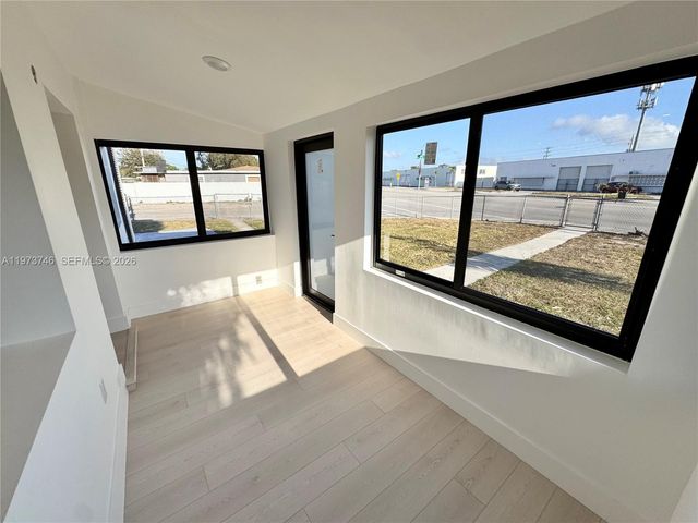 2501 NW 151st St, Miami Gardens, FL 33054