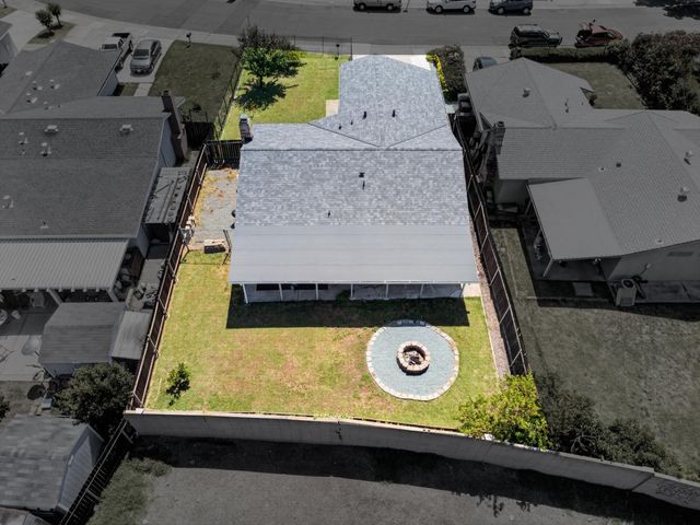 7920 Deer Water Dr, Sacramento, CA 95823