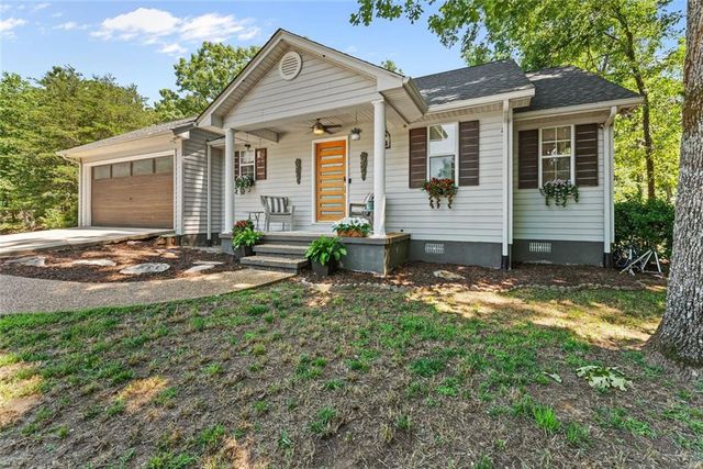 4126 Glenwood Drive, Gainesville, GA 30506