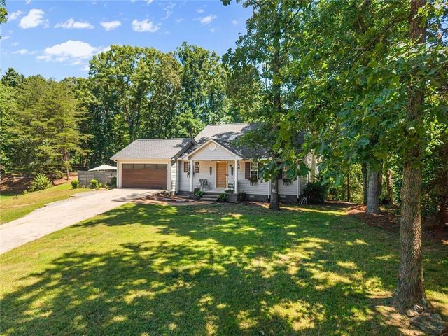 4126 Glenwood Drive, Gainesville, GA 30506