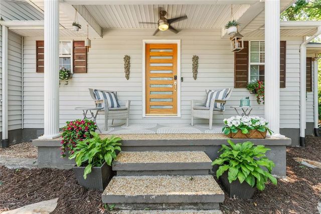 4126 Glenwood Drive, Gainesville, GA 30506
