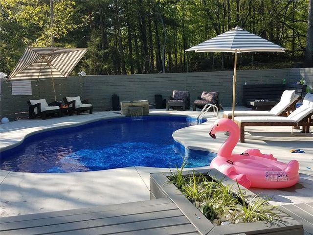 4126 Glenwood Drive, Gainesville, GA 30506