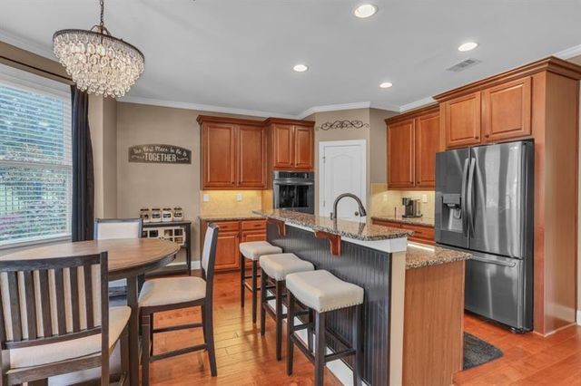 1006 Silver Thorne Drive, Loganville, GA 30052