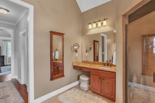 1006 Silver Thorne Drive, Loganville, GA 30052