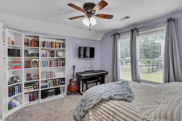 1006 Silver Thorne Drive, Loganville, GA 30052