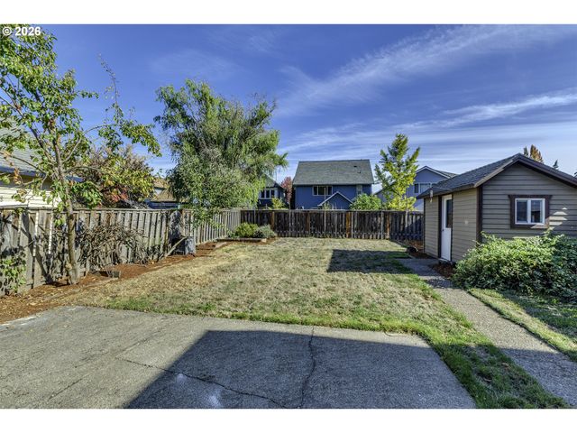1536 Ne PARKSIDE Dr, Hillsboro, OR 97124
