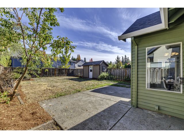 1536 Ne PARKSIDE Dr, Hillsboro, OR 97124