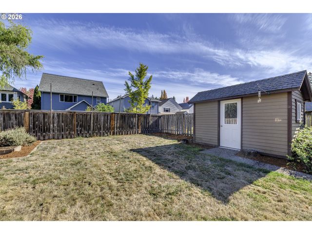 1536 Ne PARKSIDE Dr, Hillsboro, OR 97124