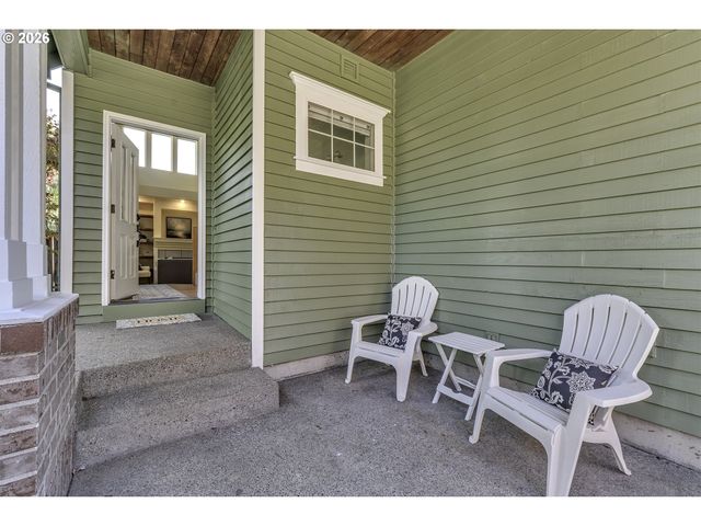 1536 Ne PARKSIDE Dr, Hillsboro, OR 97124