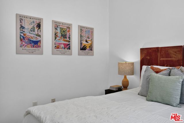 125 S Sweetzer Avenue PH2A, Los Angeles, CA 90048