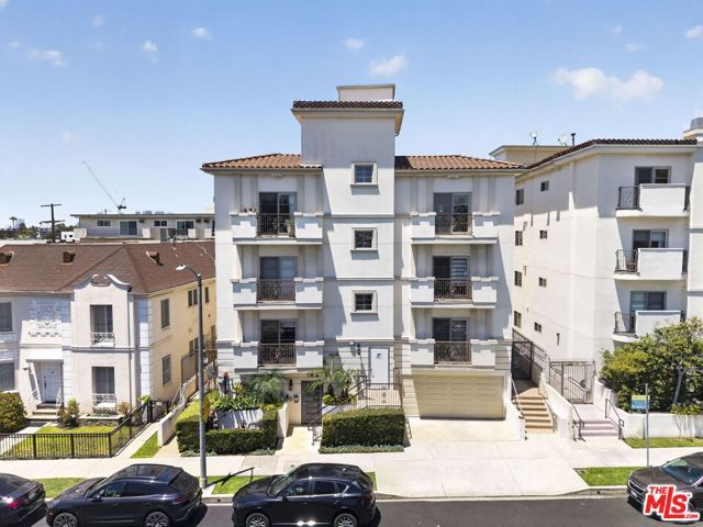 125 S Sweetzer Avenue PH2A, Los Angeles, CA 90048