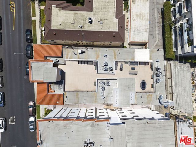 125 S Sweetzer Avenue PH2A, Los Angeles, CA 90048