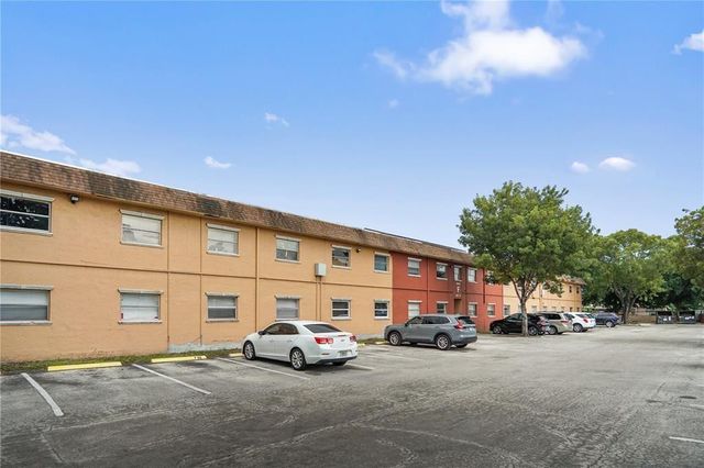 101 NE 41st Street F101, Oakland Park, FL 33334