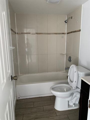 101 NE 41st Street F101, Oakland Park, FL 33334