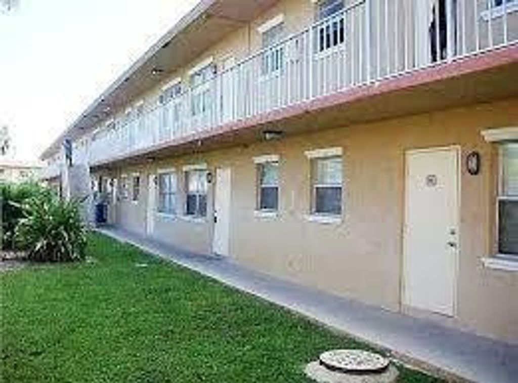 101 NE 41st Street F101, Oakland Park, FL 33334