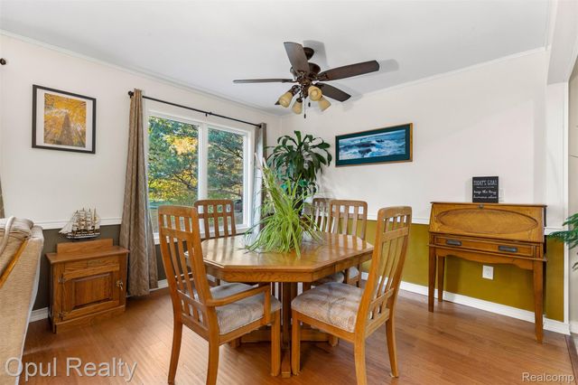 5885 Cedar Knoll Drive, Brighton, MI 48116