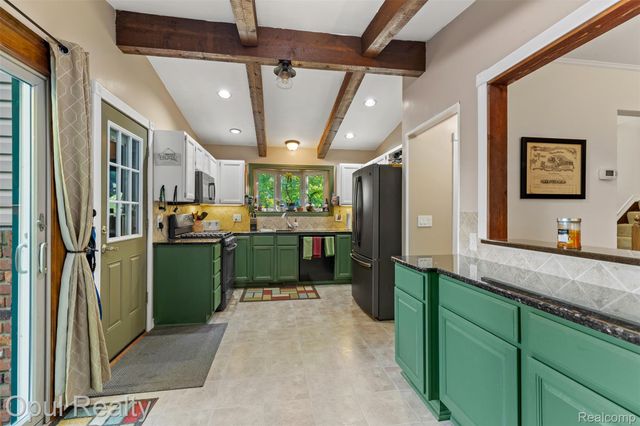 5885 Cedar Knoll Drive, Brighton, MI 48116