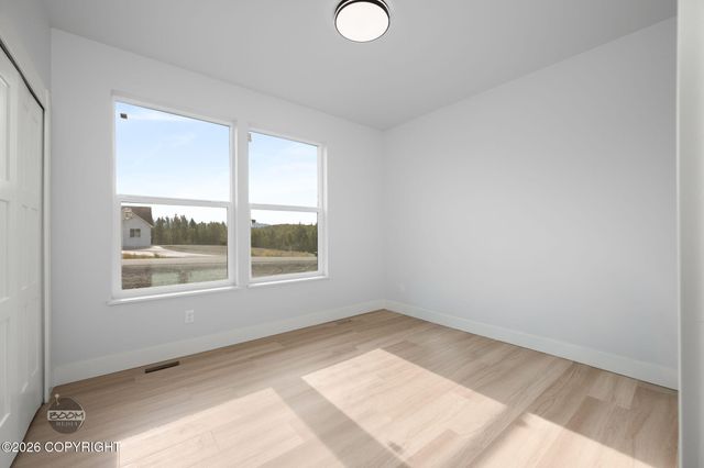 2609 W Longview Circle, Wasilla, AK 99654