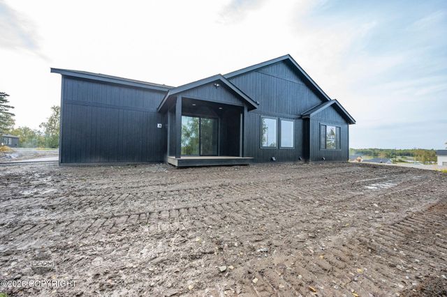 2609 W Longview Circle, Wasilla, AK 99654
