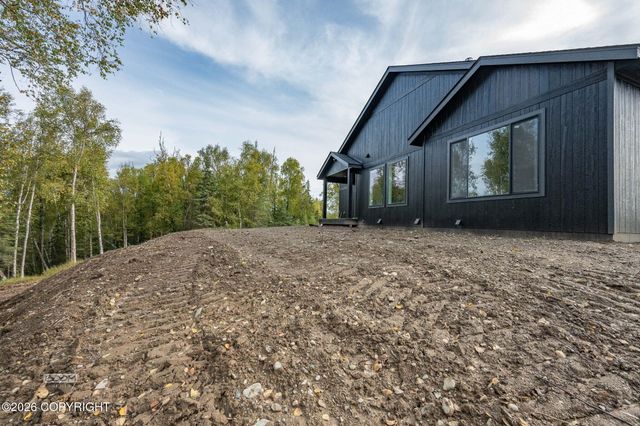 2609 W Longview Circle, Wasilla, AK 99654