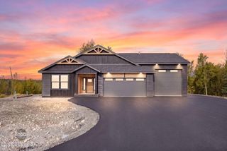 2609 W Longview Circle, Wasilla, AK 99654