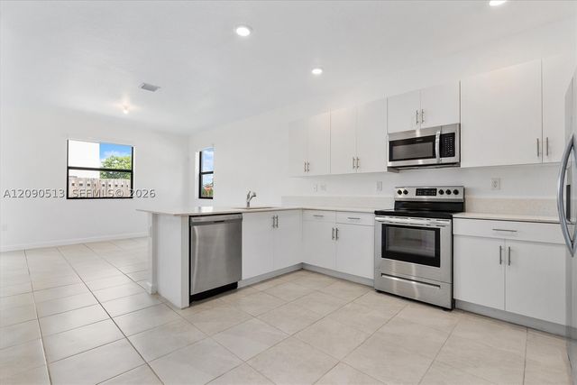 13361 SW 287th St, Homestead, FL 33033