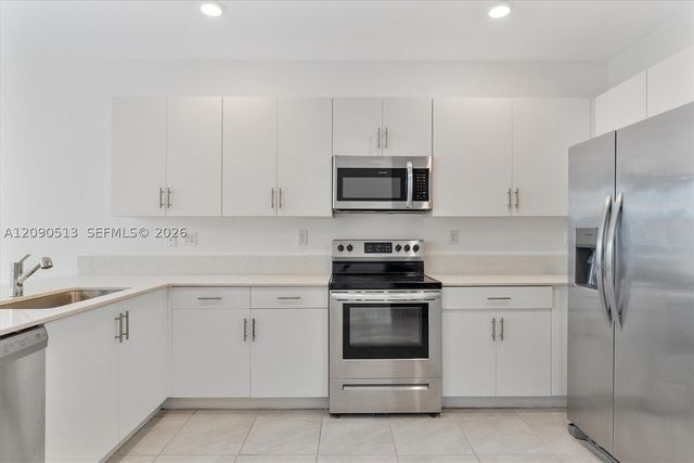 13361 SW 287th St, Homestead, FL 33033