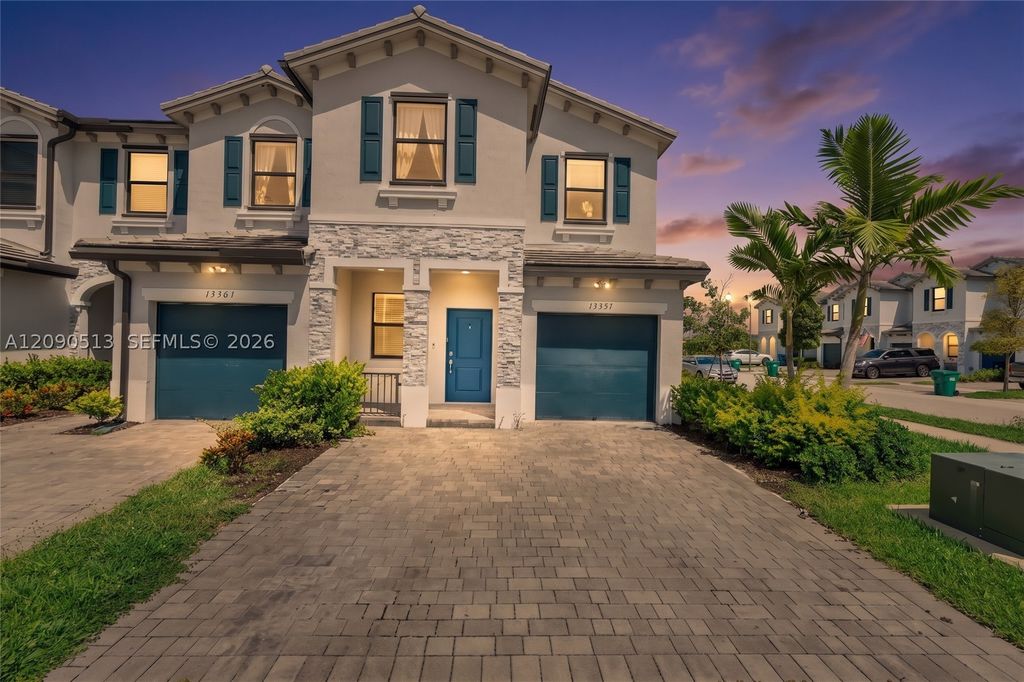 13361 SW 287th St, Homestead, FL 33033