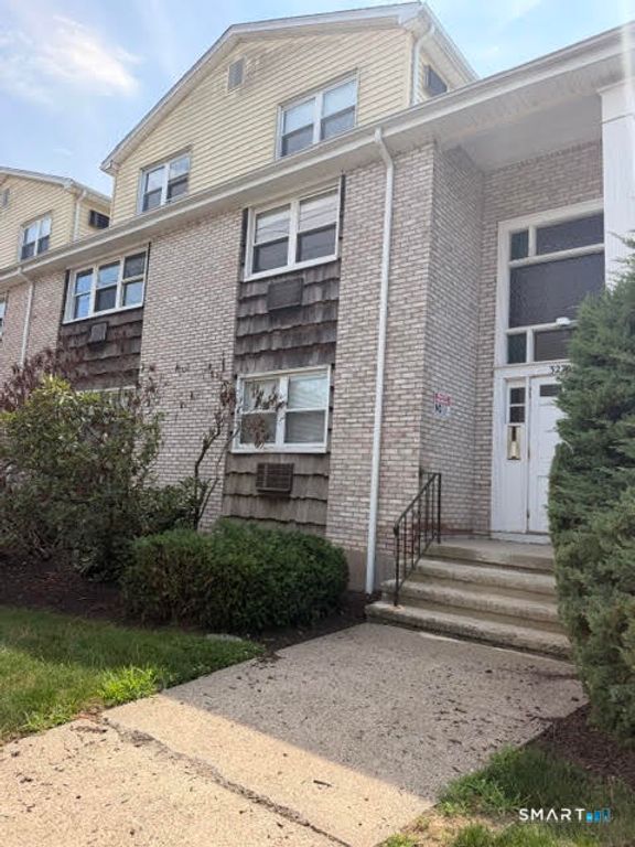 3245 Main Street 203, Bridgeport, CT 06606