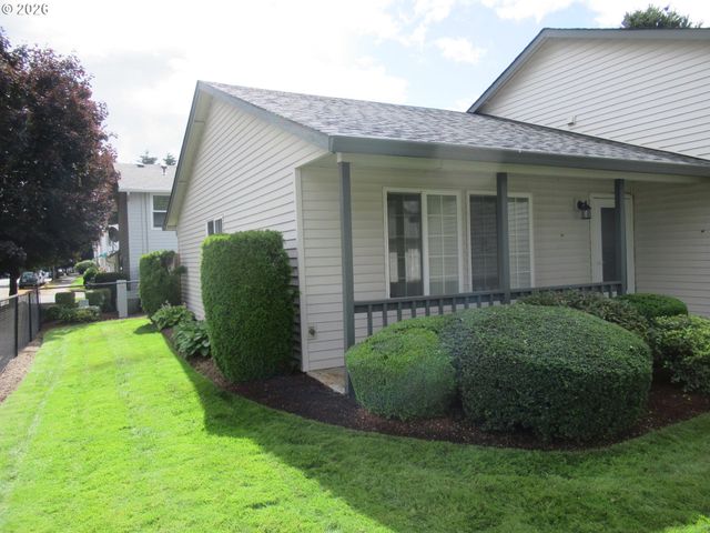 8347 Ne 54TH St, Vancouver, WA 98662