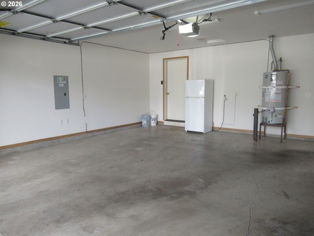 8347 Ne 54TH St, Vancouver, WA 98662