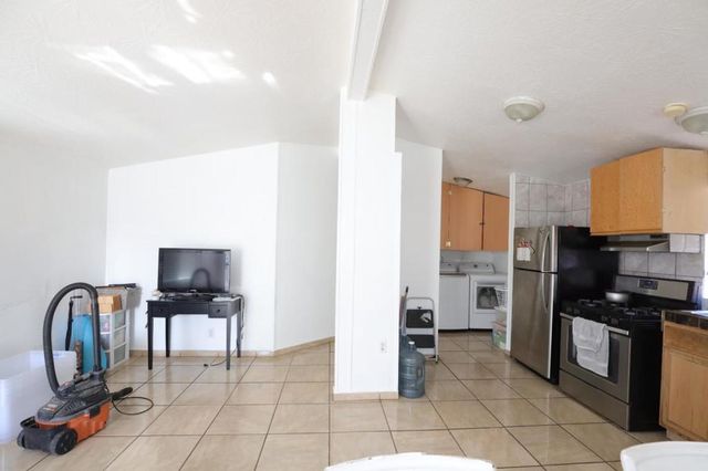 1500 Virginia Place, San Jose, CA 95116