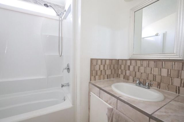 1500 Virginia Place, San Jose, CA 95116