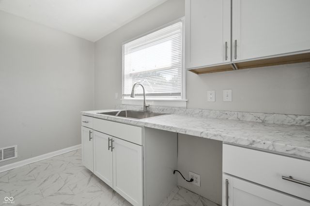2630 Highland Place, Indianapolis, IN 46208