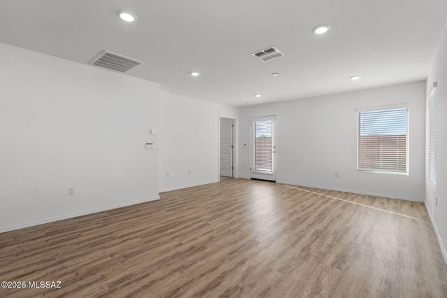 10443 W Guildford Lane, Marana, AZ 85653