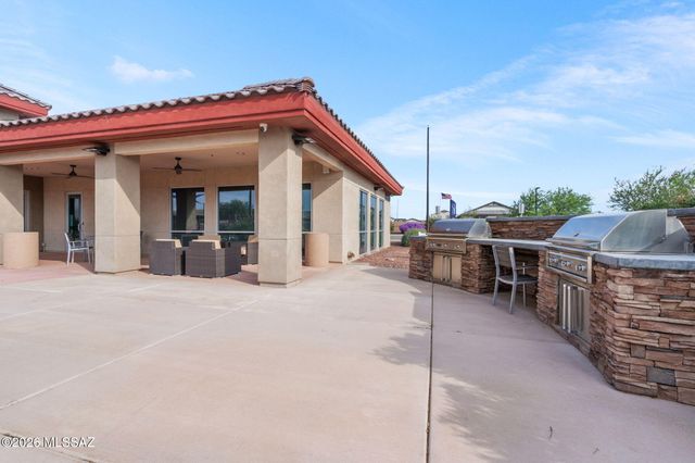 10443 W Guildford Lane, Marana, AZ 85653
