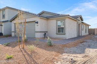 10443 W Guildford Lane, Marana, AZ 85653