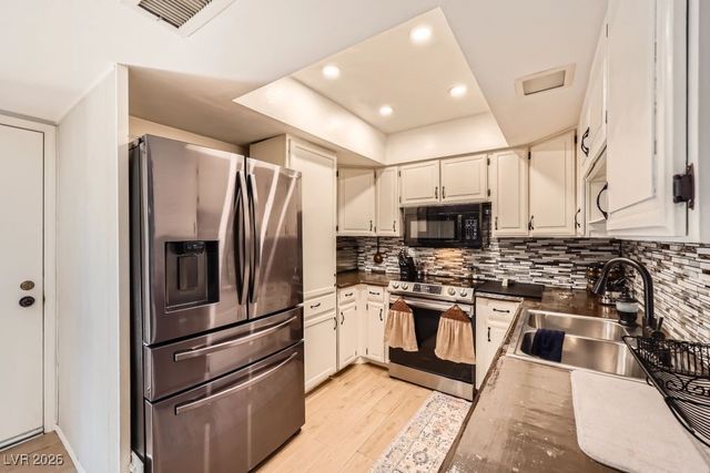 2748 Heritage Circle, Las Vegas, NV 89121