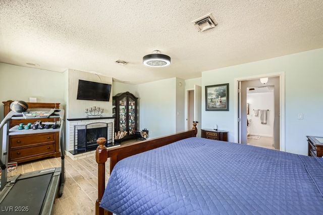 2748 Heritage Circle, Las Vegas, NV 89121