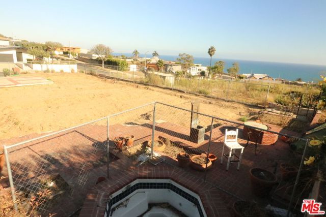 3747 Seahorn Drive, Malibu, CA 90265