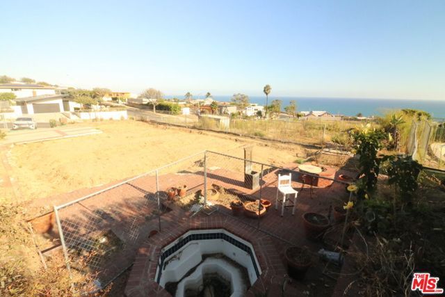 3747 Seahorn Drive, Malibu, CA 90265