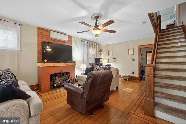 33 W 2ND ST, Pottstown, PA 19464