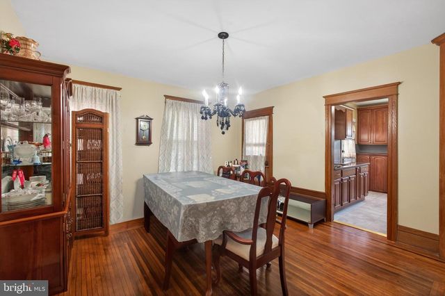 33 W 2ND ST, Pottstown, PA 19464