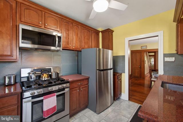 33 W 2ND ST, Pottstown, PA 19464