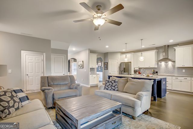 39 Boardwalk, Sharpsburg, GA 30277