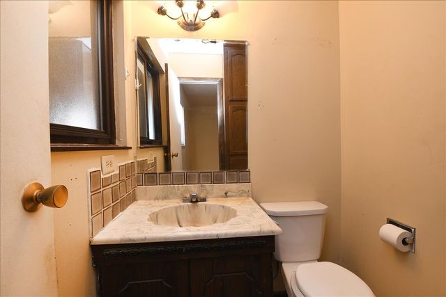 22720 Ridgeway Avenue, Richton Park, IL 60471