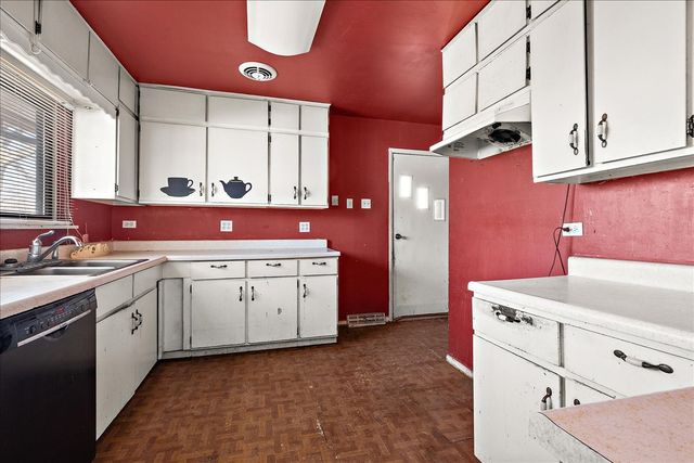 22720 Ridgeway Avenue, Richton Park, IL 60471