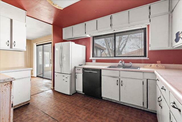 22720 Ridgeway Avenue, Richton Park, IL 60471