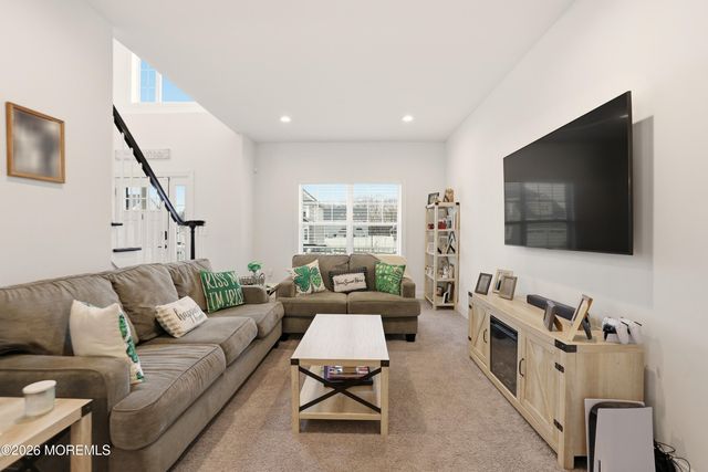 4 Tasha Lane, Howell, NJ 07731